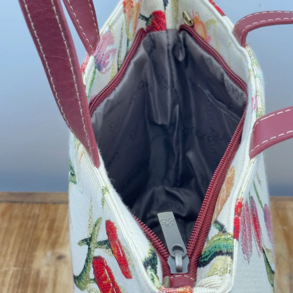 Signare Tapestry Tote Bag Red Tulip Floral Woven Handbag Burgundy Handles